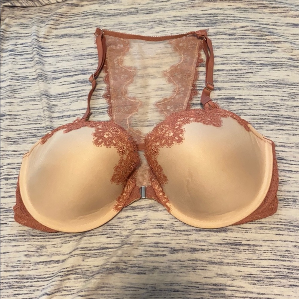 Victoria’s Secret Dream Angels lined demi 36D bra